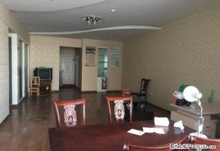 昊泰沿街130平米3室精装修办公室出租 - 乌鲁木齐28生活网 xj.28life.net