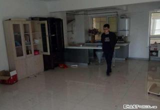 天山区小西门金碧华府三室，可办公住家，繁华地段，高端商区 - 乌鲁木齐28生活网 xj.28life.net