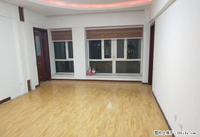 华润万家超市办公室，只能做办公场所，家住不行，随时看房 - 房屋出租 - 房屋租售 - 乌鲁木齐分类信息 - 乌鲁木齐28生活网 xj.28life.net